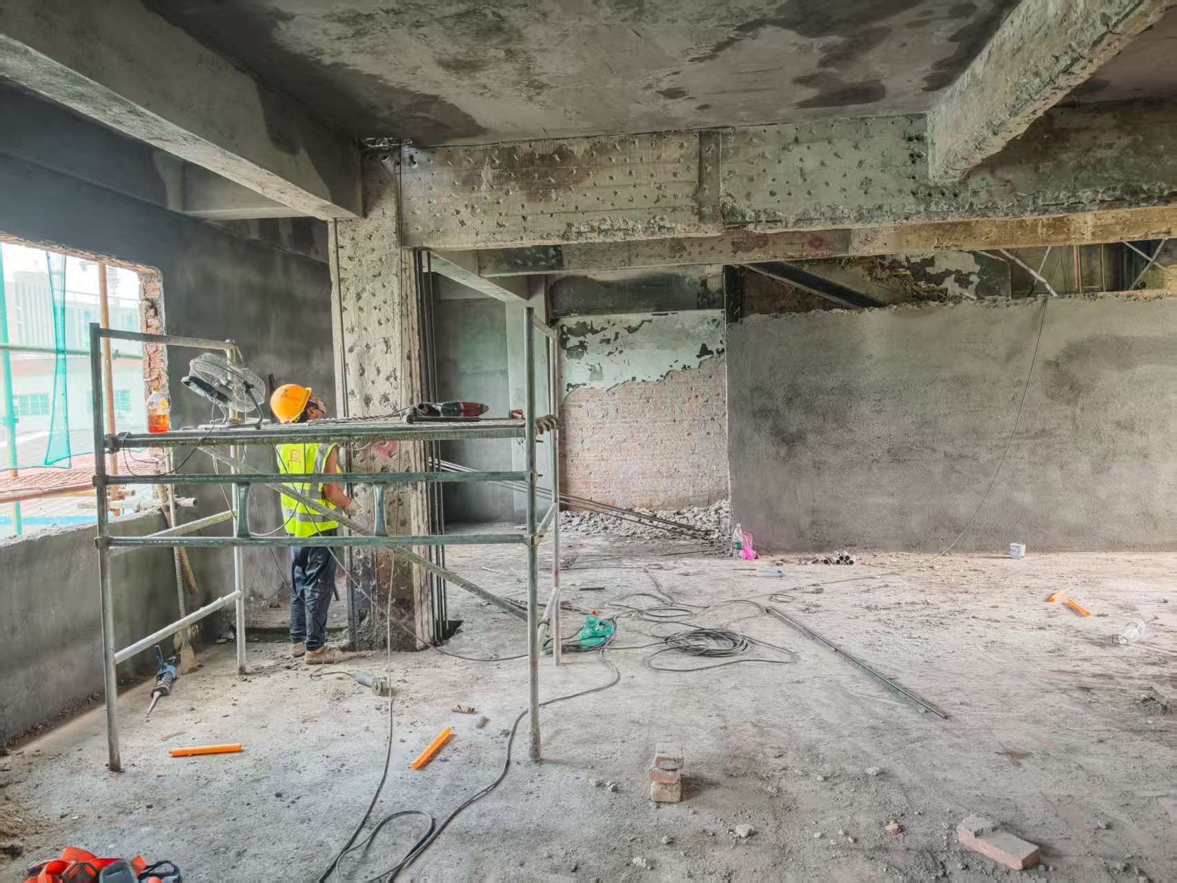 房屋加固公司哪个好？东莞房屋加建流程是什么？